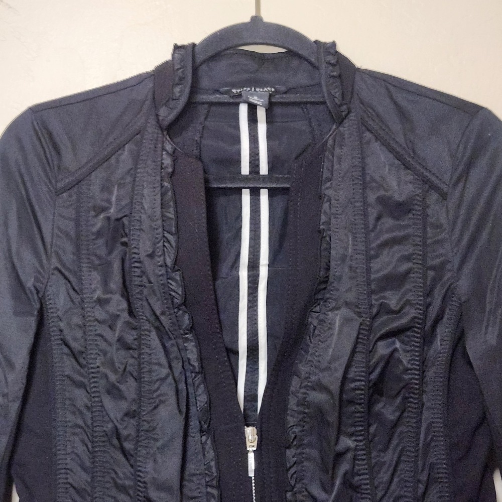 White House Black Market Zip Up V-Neck Pocket Jacket Coat Size 6 - Picture 2 of 5